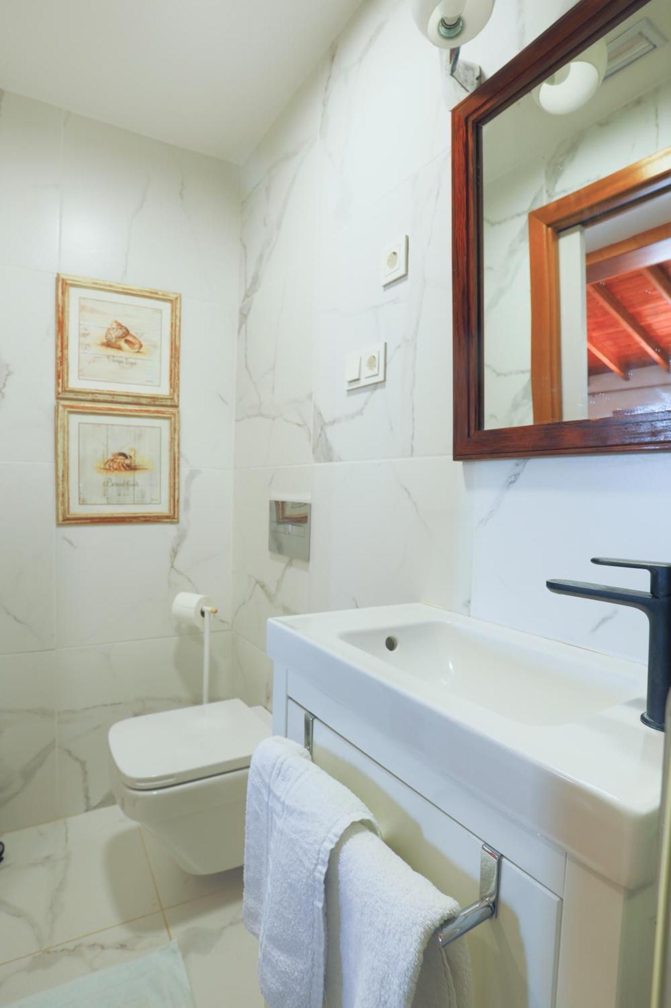 Upper House “El Estanco 14” Appartement Vega de San Mateo Buitenkant foto
